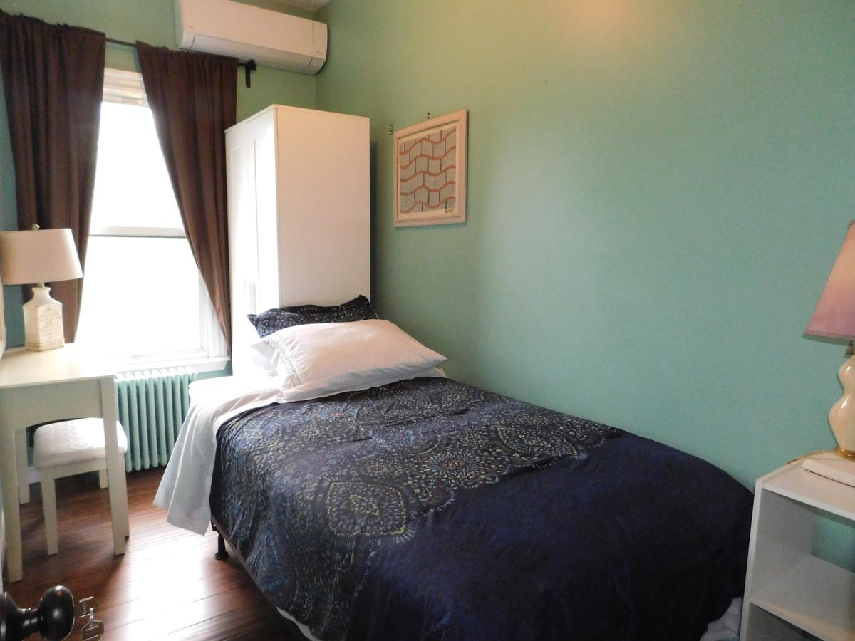 Private Rooms In Cozy Homestay Minutes From Logan Airport - thumb 10