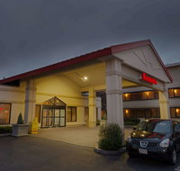 Ramada by Wyndham Boston - Accommodation Indiana