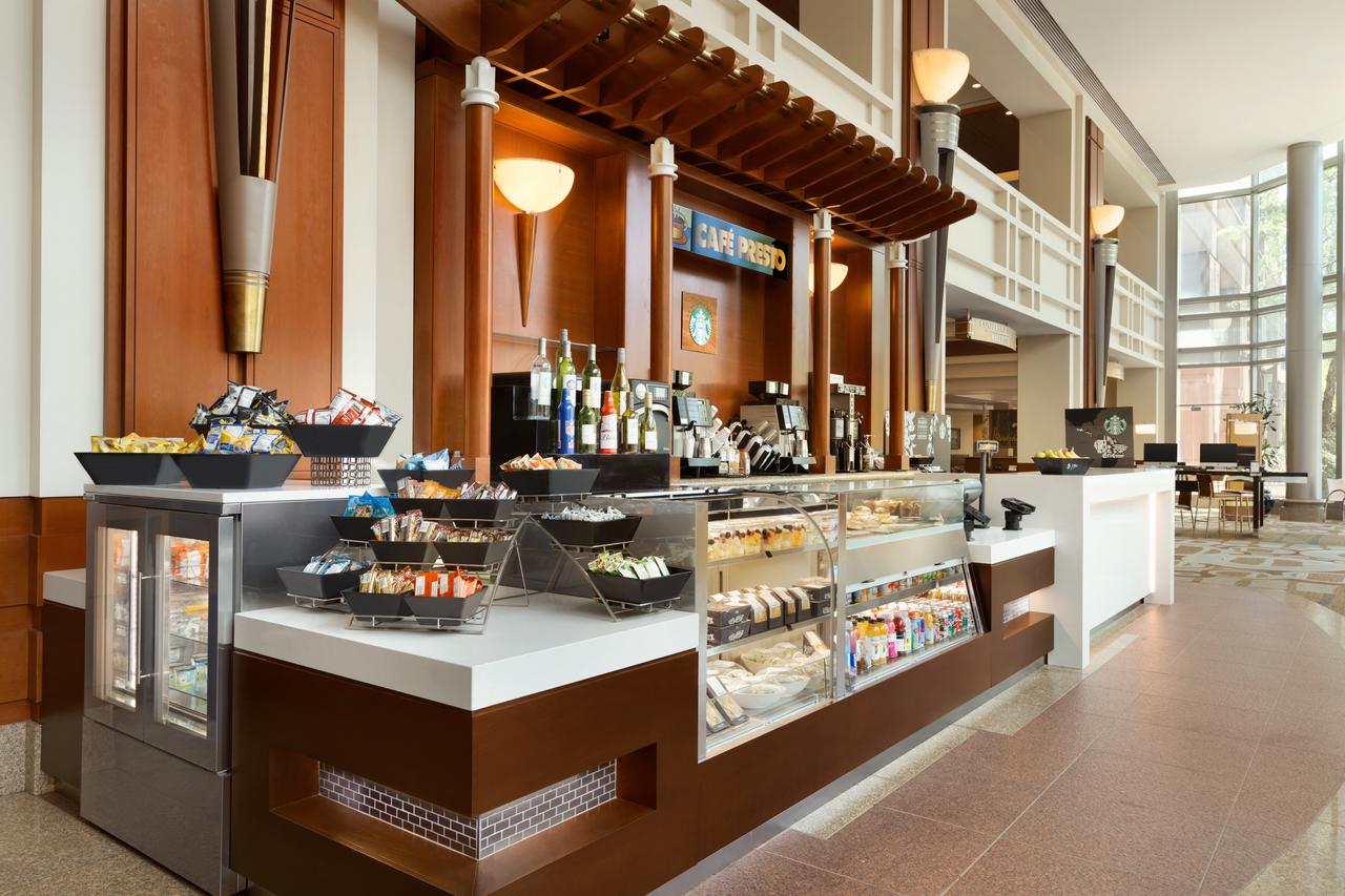 Hilton Boston Logan Airport - thumb 15