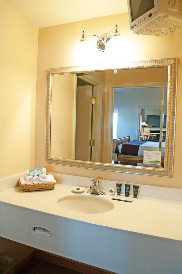 Cherry Tree Inn And Suites - thumb 8