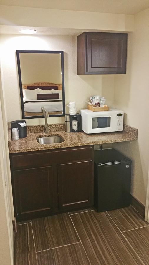 Cherry Tree Inn And Suites - thumb 42