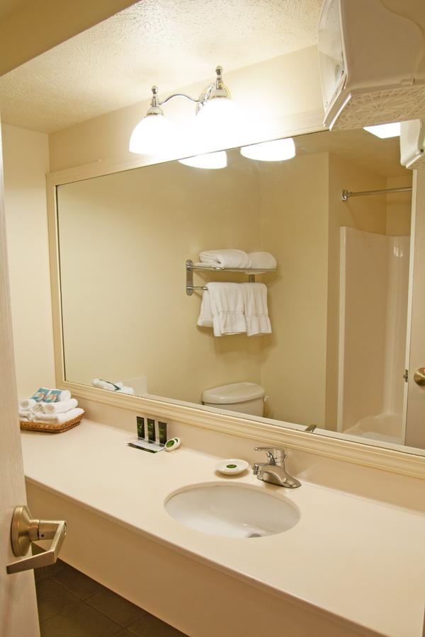 Cherry Tree Inn And Suites - thumb 14