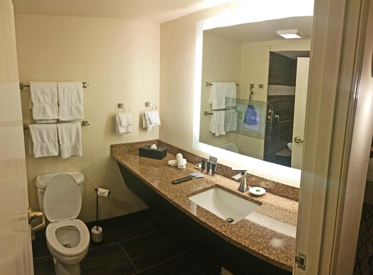 Cherry Tree Inn And Suites - thumb 43