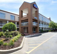 Howard Johnson by Wyndham Romulus Detroit Metro Airport - Accommodation Indiana