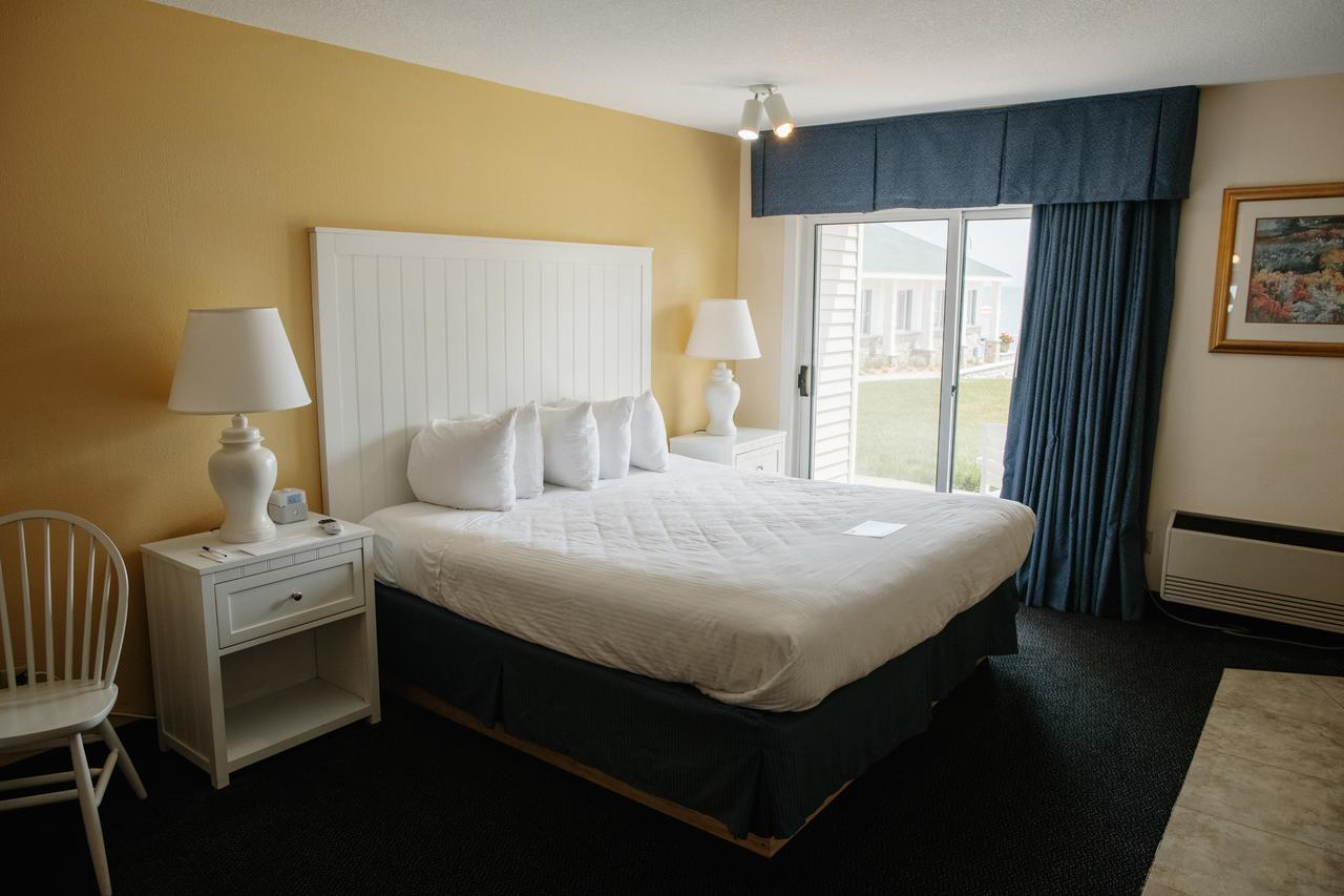 Breakers Resort - Lakeside - thumb 10