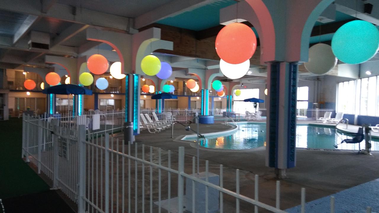 Howard Johnson By Wyndham Benton Harbor - thumb 10