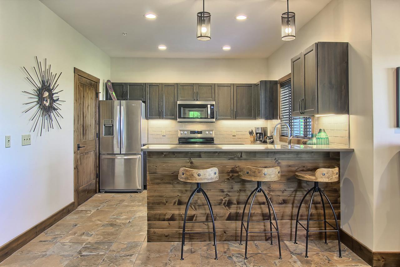 7326 Creekside Condo - thumb 15