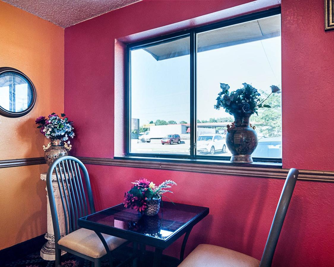 American Inn Benton Harbor - thumb 15