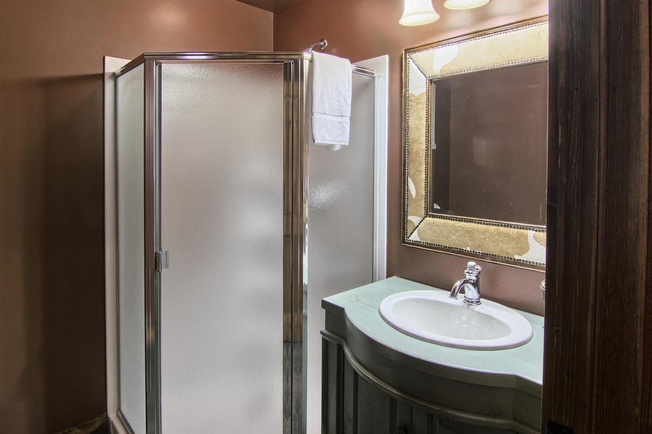 7317 Creekside Condo - thumb 13