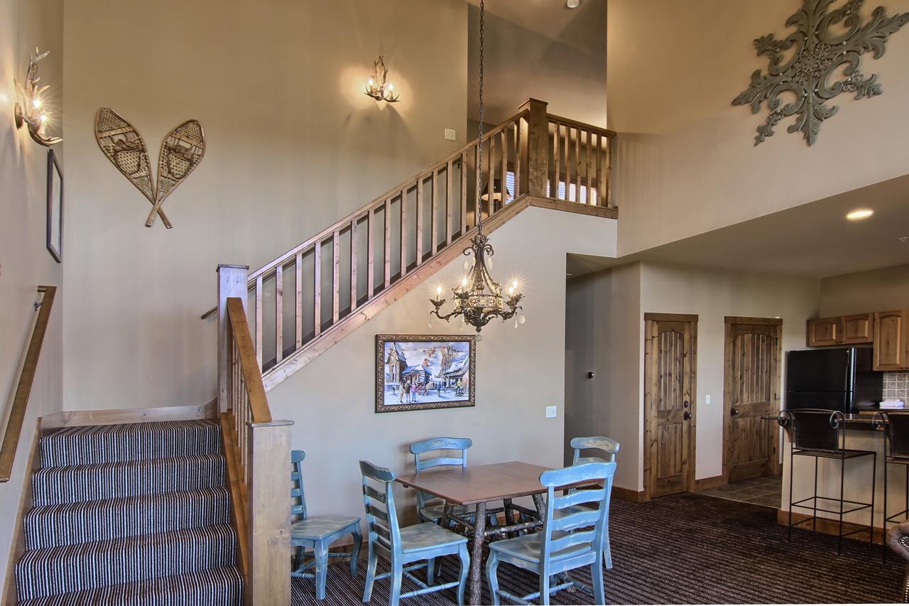 7317 Creekside Condo - thumb 24