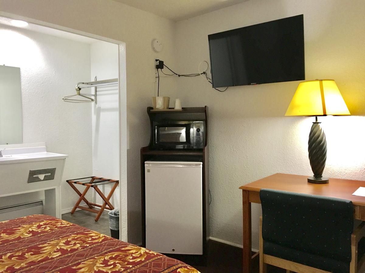 Granada Inn Motel - Kalkaska - thumb 8