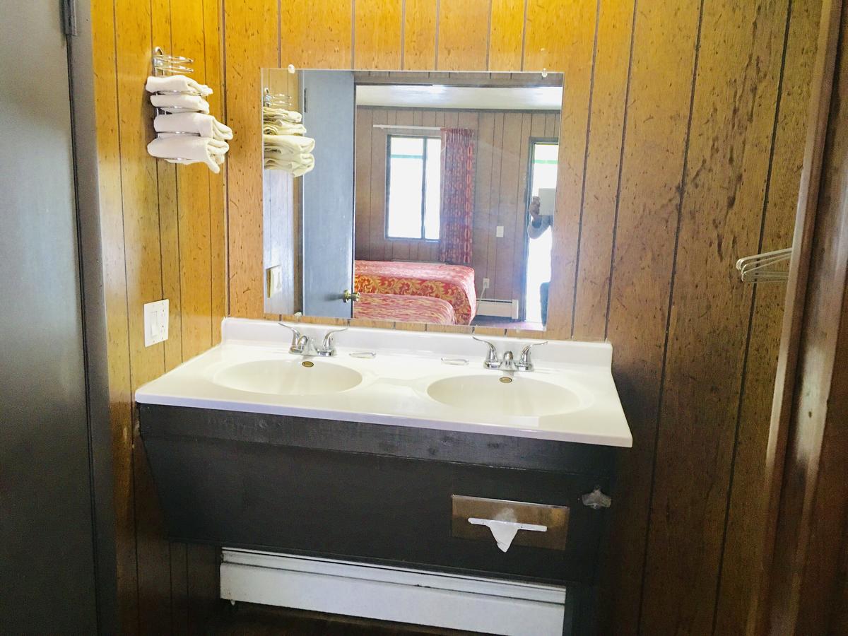 Granada Inn Motel - Kalkaska - thumb 5