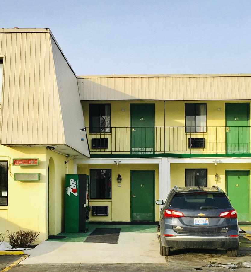 Granada Inn Motel - Kalkaska - thumb 32