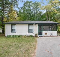 Goshorn Lake Cottage 2 - Accommodation Indiana