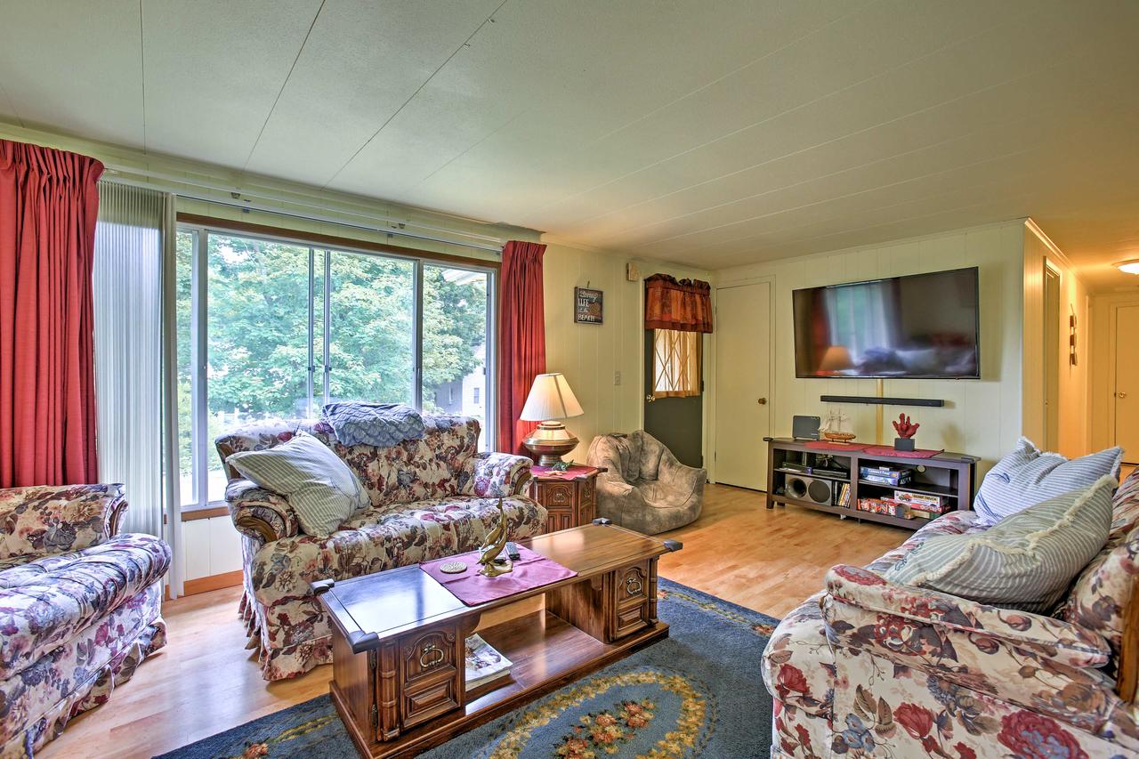 Yellow Rose Of Frankfort - thumb 3