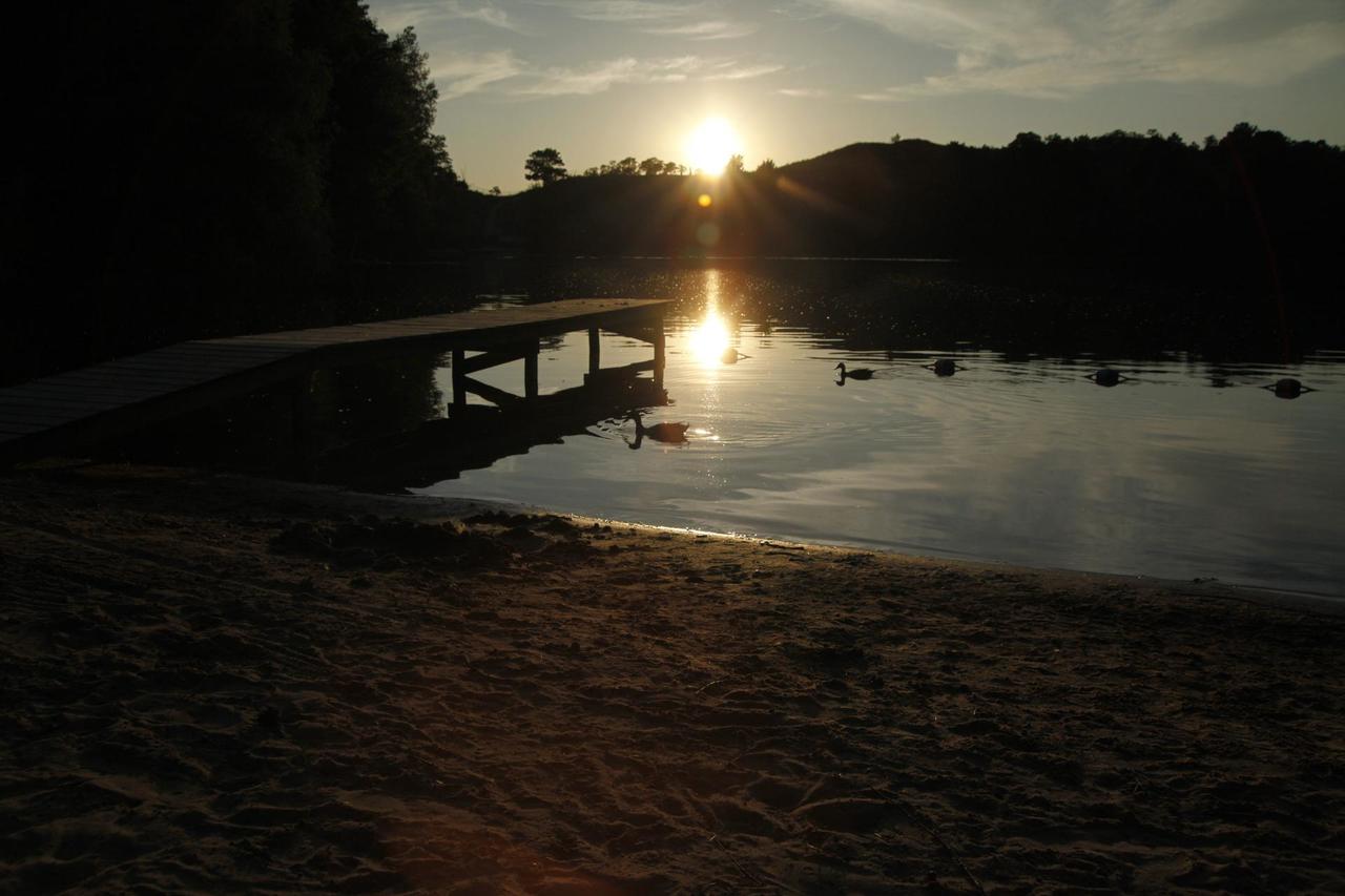 Goshorn Lake Cottage #9 - thumb 2