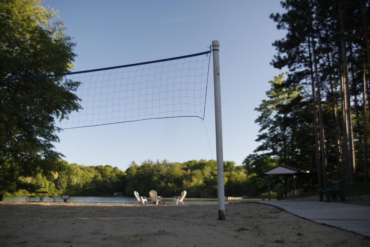 Goshorn Lake Cottage #9 - thumb 15