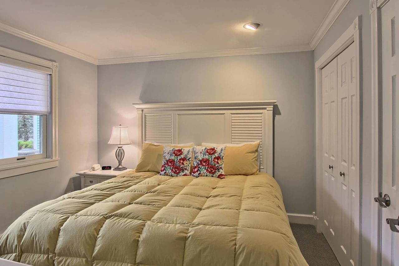 107 Water Street Inn - thumb 7