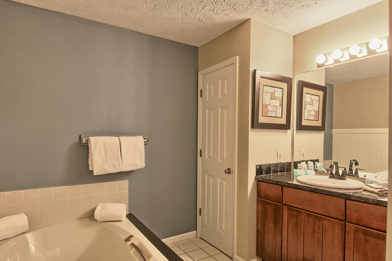 105 Pointes North Inn - thumb 17