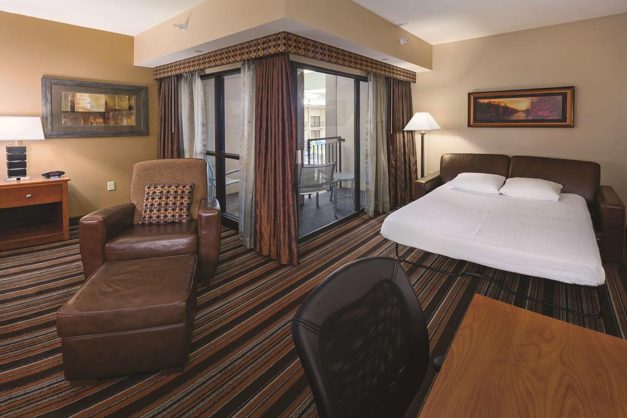 Best Western Plus Bloomington Hotel - thumb 43