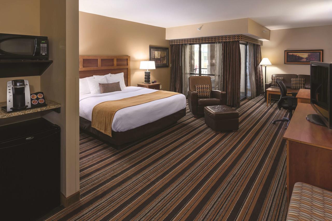 Best Western Plus Bloomington Hotel - thumb 44