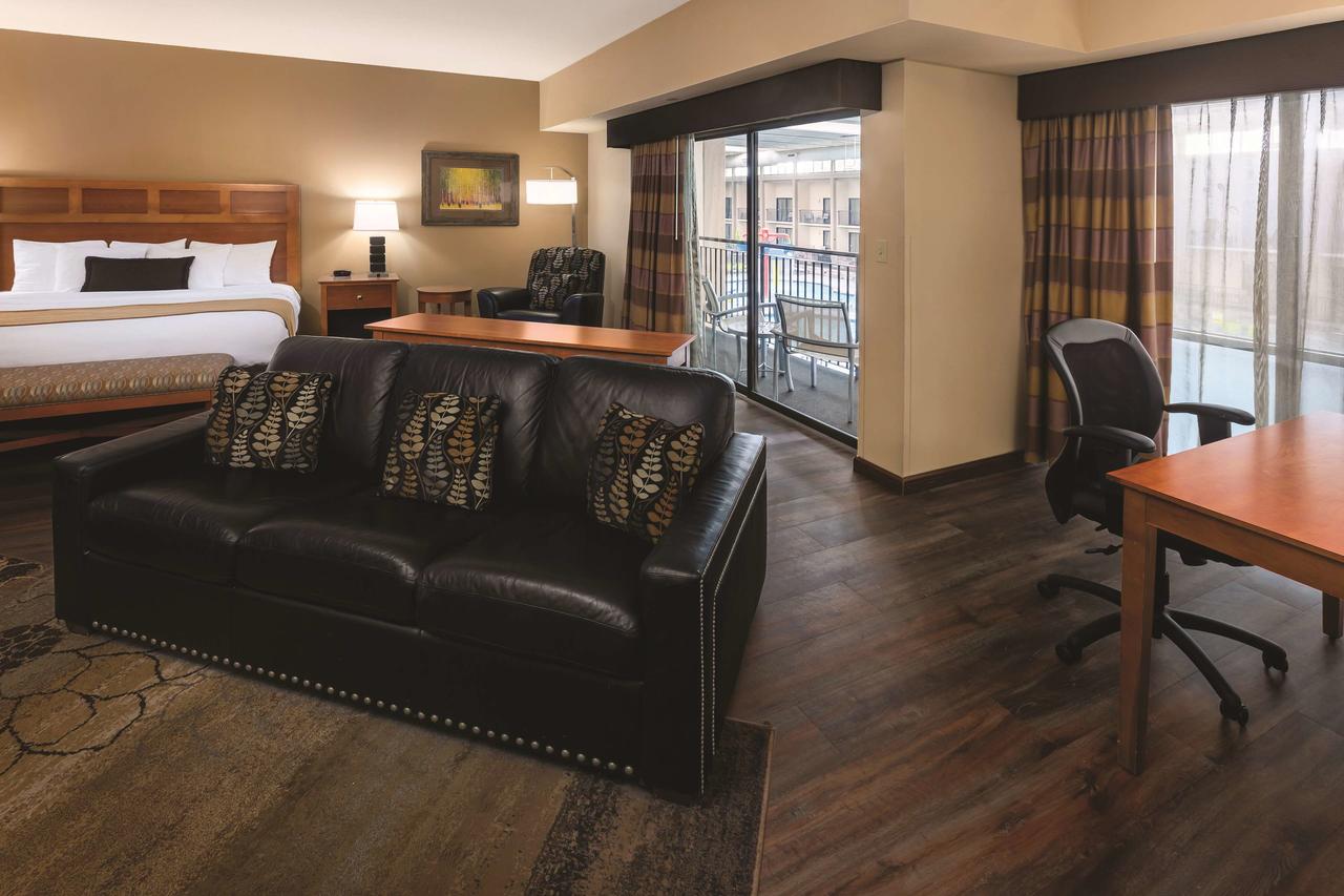Best Western Plus Bloomington Hotel - thumb 25