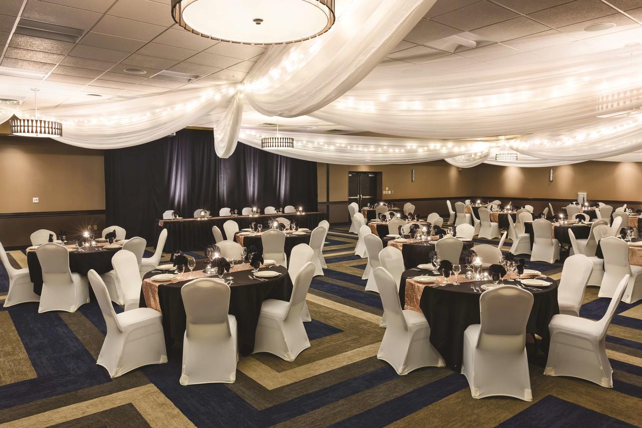 Best Western Plus Bloomington Hotel - thumb 36