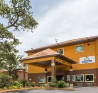 Days Inn by Wyndham Biloxi Beach - Accommodation Indiana