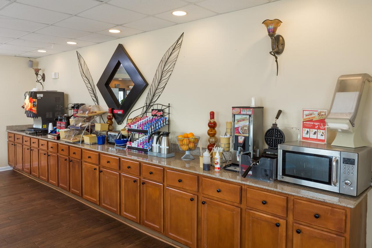 Days Inn By Wyndham Biloxi Beach - thumb 4