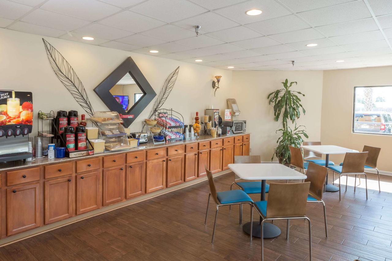 Days Inn By Wyndham Biloxi Beach - thumb 24