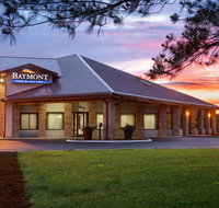 Baymont by Wyndham Warrenton - Accommodation Indiana