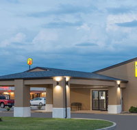 Super 8 by Wyndham Charleston MO - Accommodation Indiana