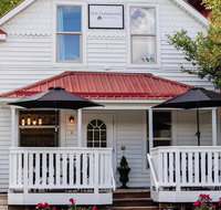 The Farmhouse Inn  Kitchen 2 blocks from Downtown Whitefish Montana - Accommodation Indiana