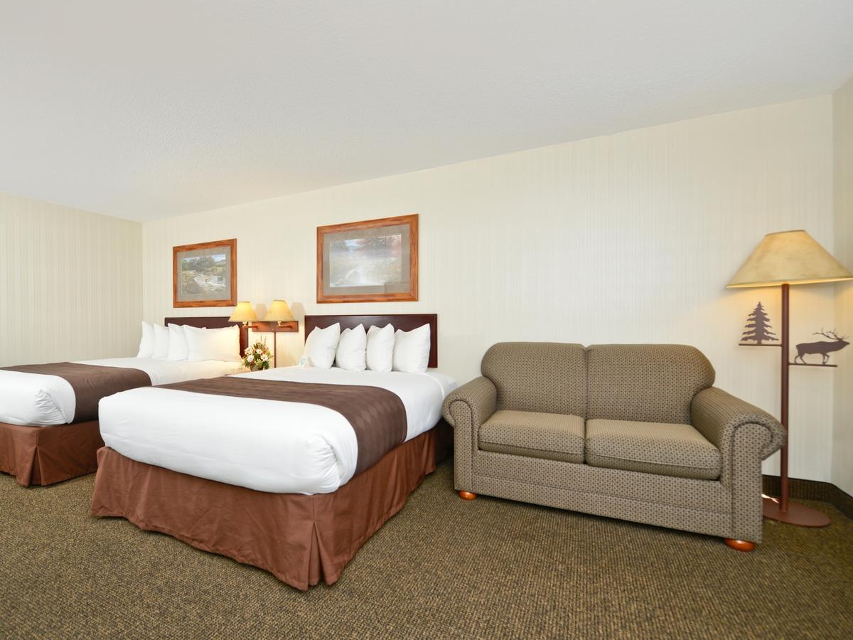 Clubhouse Inn - thumb 28