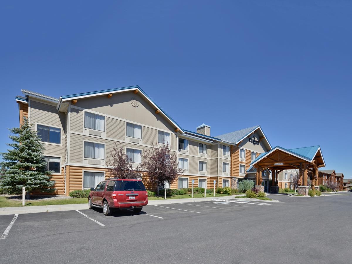 Clubhouse Inn - thumb 17