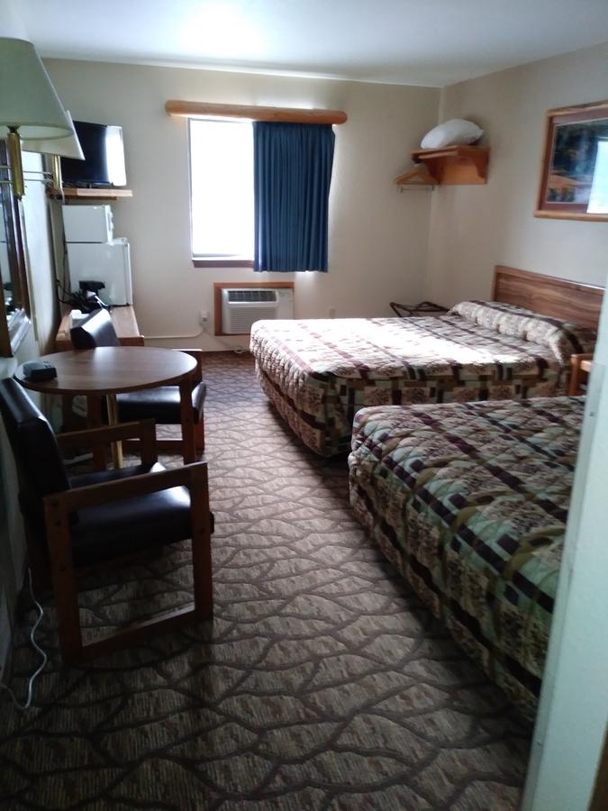 Beartooth Hideaway Inn & Cabins - thumb 1