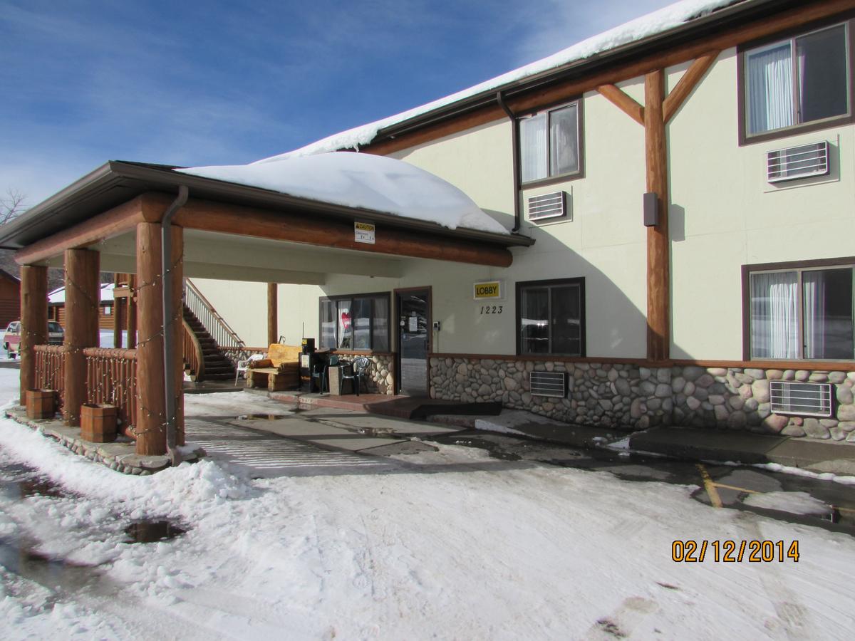 Beartooth Hideaway Inn & Cabins - thumb 31