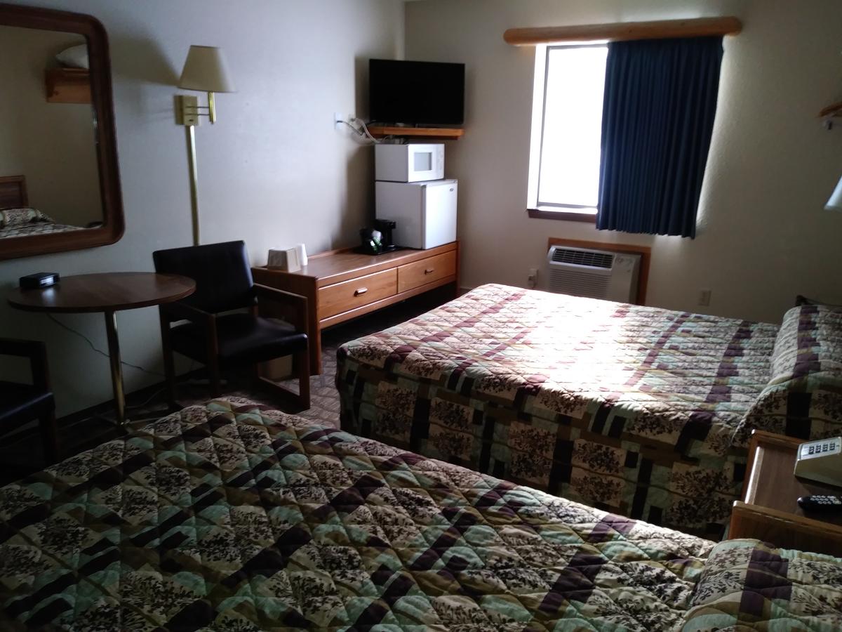 Beartooth Hideaway Inn & Cabins - thumb 2