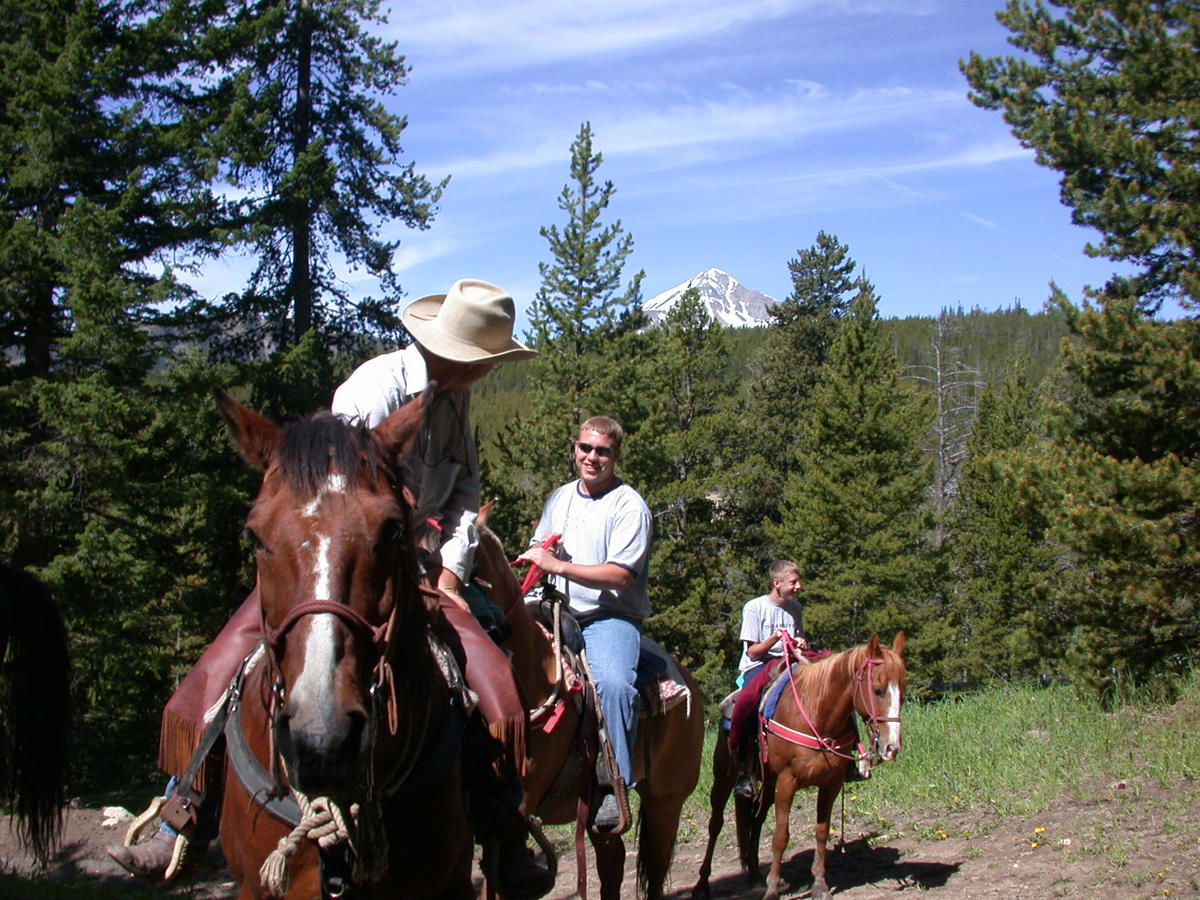 Summit Hotel At Big Sky Resort - thumb 17