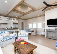 Coastal Chic In Port Aransas Home - Accommodation Indiana