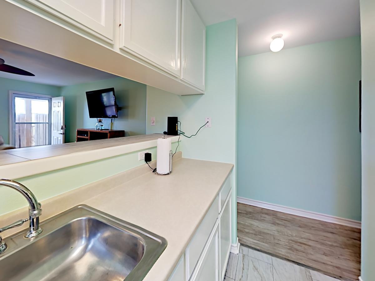 221A Las Palmas Condo - thumb 40
