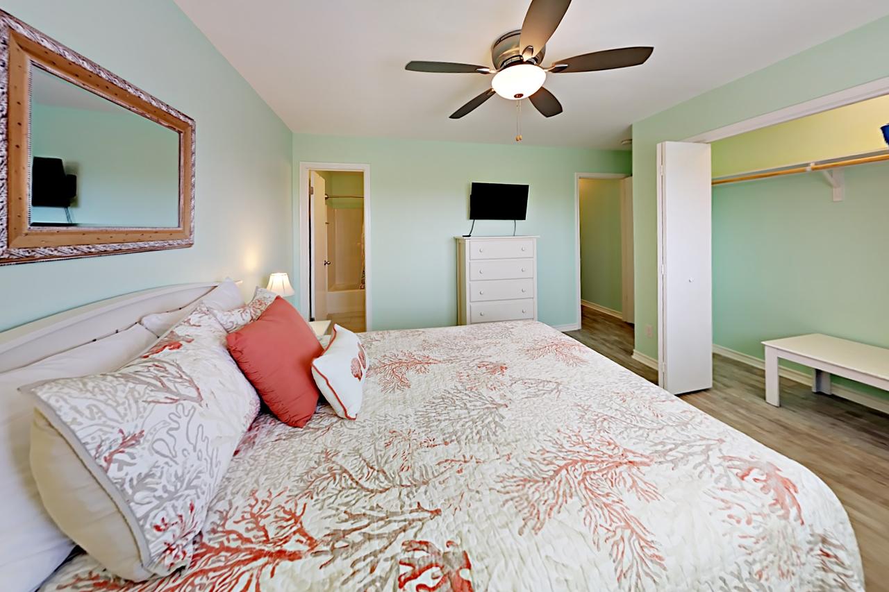 221A Las Palmas Condo - thumb 41