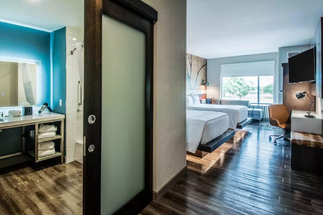 Cambria Hotel Omaha Downtown - thumb 32