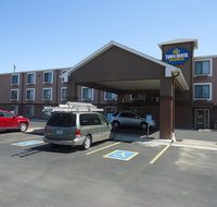 TownHouse Extended Stay Hotel Downtown - Accommodation Indiana