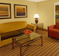 Aksarben Suites Trademark Collection by Wyndham - Accommodation Indiana