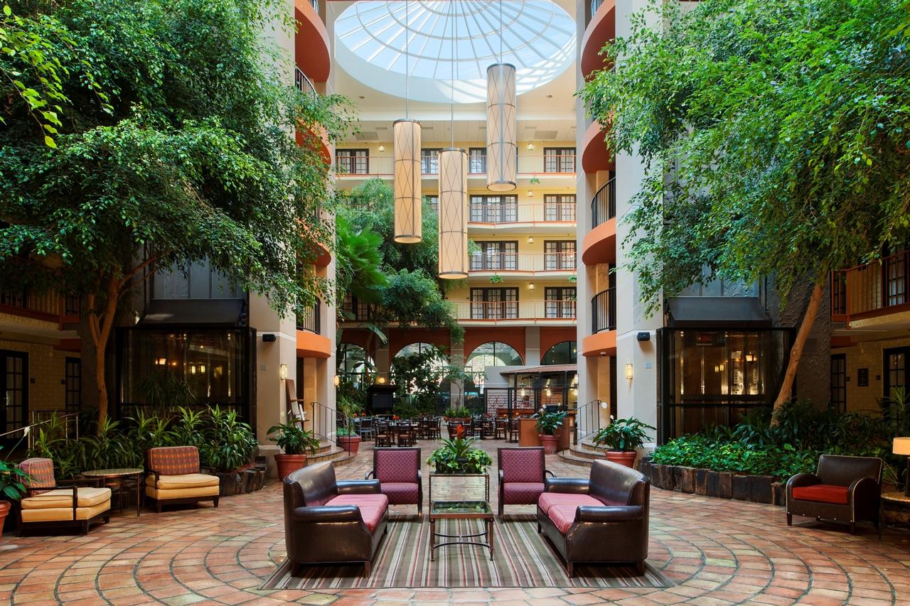 Aksarben Suites Trademark Collection By Wyndham - thumb 1