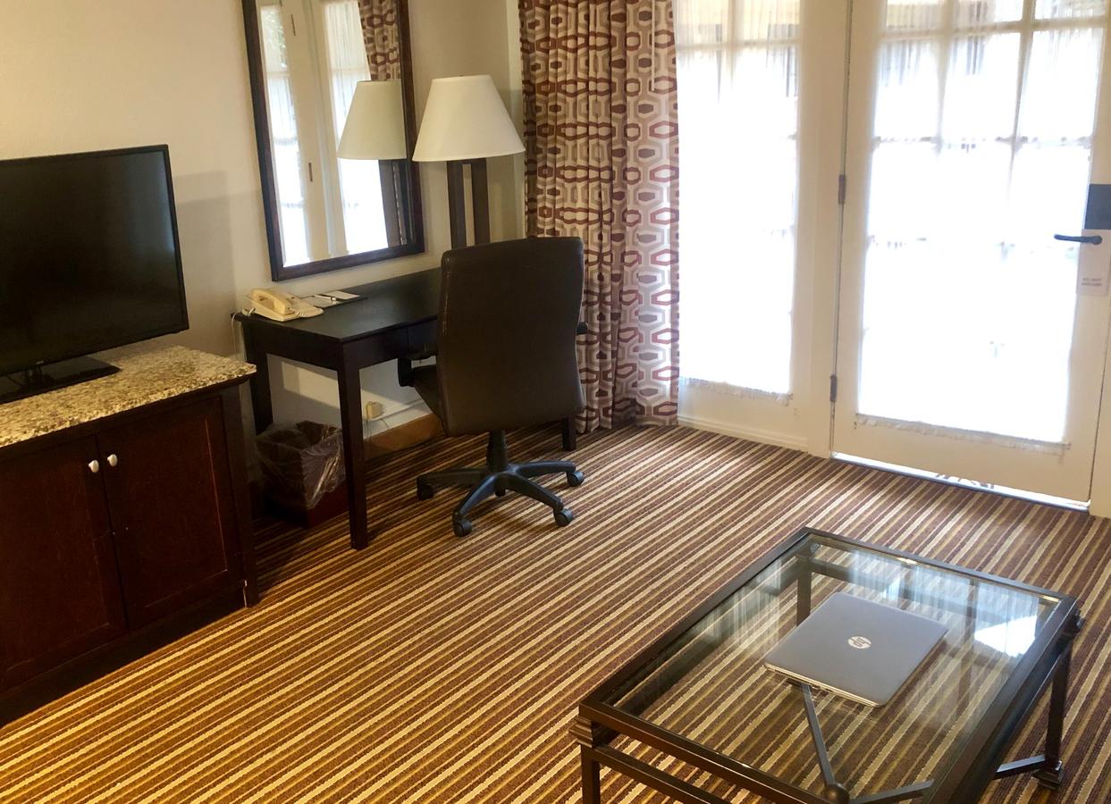 Aksarben Suites Trademark Collection By Wyndham - thumb 8