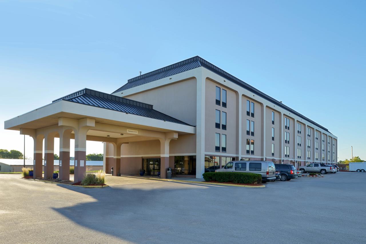 New Victorian Inn & Suites Omaha - thumb 12