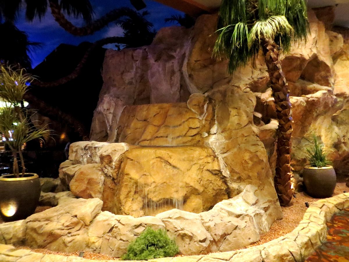 CasaBlanca Hotel And Casino - thumb 16