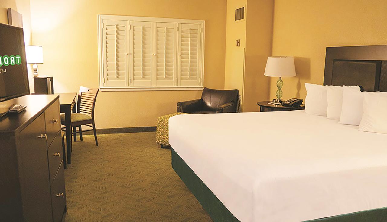 Tropicana Laughlin - thumb 4